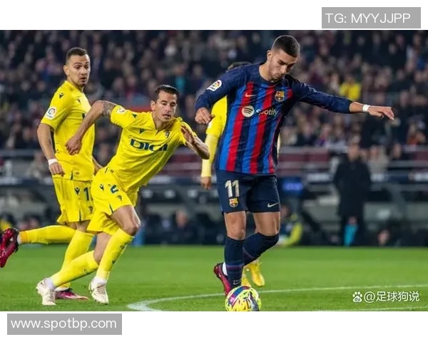 球星足球过人技巧解析 如何通过过人打破防线提升进攻效率